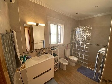 Detached south-facing villa with garage, large terrace, communal pool, sea views in Maisons de Mer