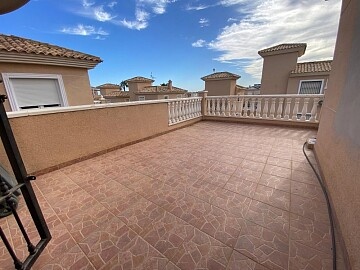 Detached south-facing villa with garage, large terrace, communal pool, sea views in Maisons de Mer