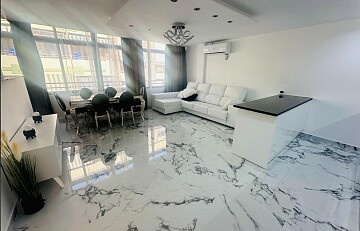Appartement dans la ville d´alicante in Maisons de Mer